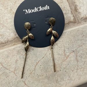 Dangle earrings from Modcloth